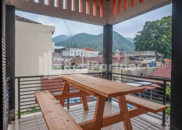 Wisma Giri Mulyo B Near Grojogan Sewu Mitra Reddoorz